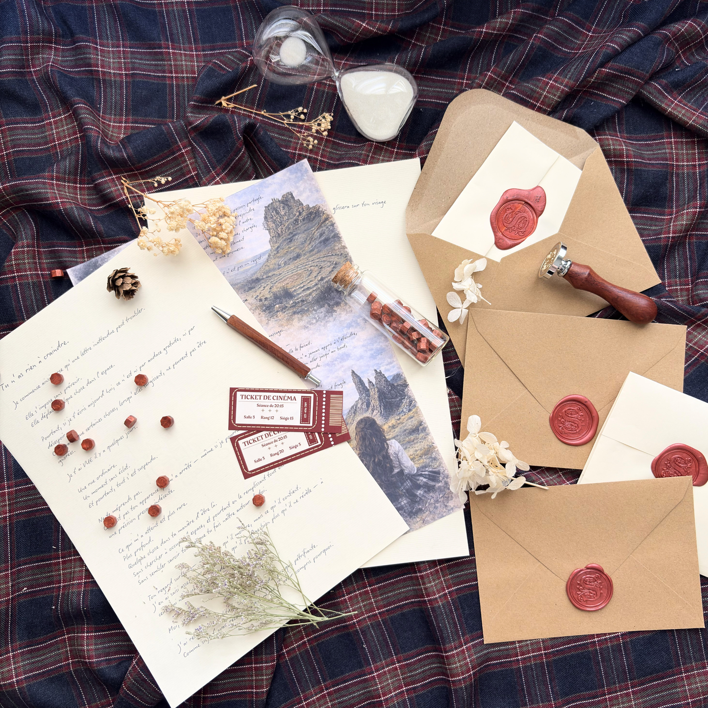 Coffret littéraire romantique Réminiscences avec lettres et objets immersifs